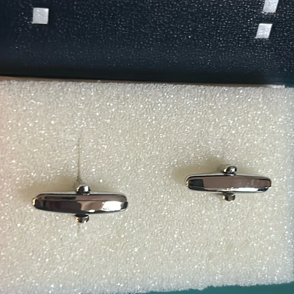 New Dual Monocle Monogrammed “P” Cufflinks Silver Tone in Gift Box